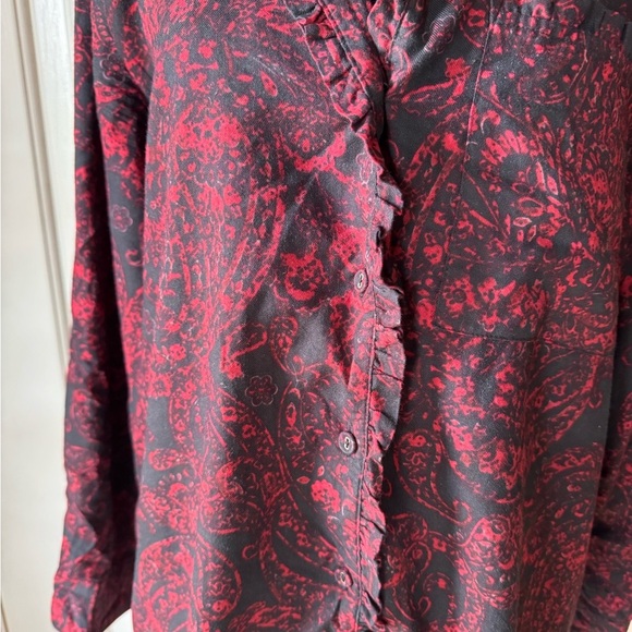 Soft Surroundings Red and Black Paisley Button-Up Shirt with Ruffled Trim - Picture 3 of 8